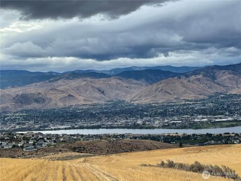 2025 Cougar Ridge Road East Wenatchee WA 98802