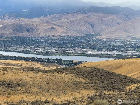 2025 Cougar Ridge Road East Wenatchee WA 98802
