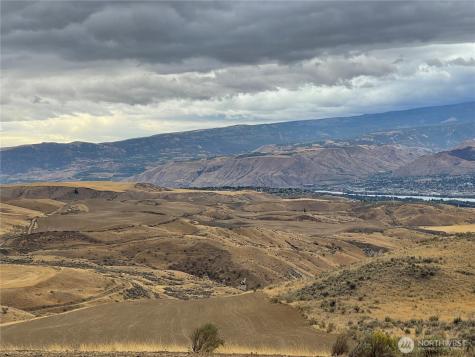 2025 Cougar Ridge Road East Wenatchee WA 98802