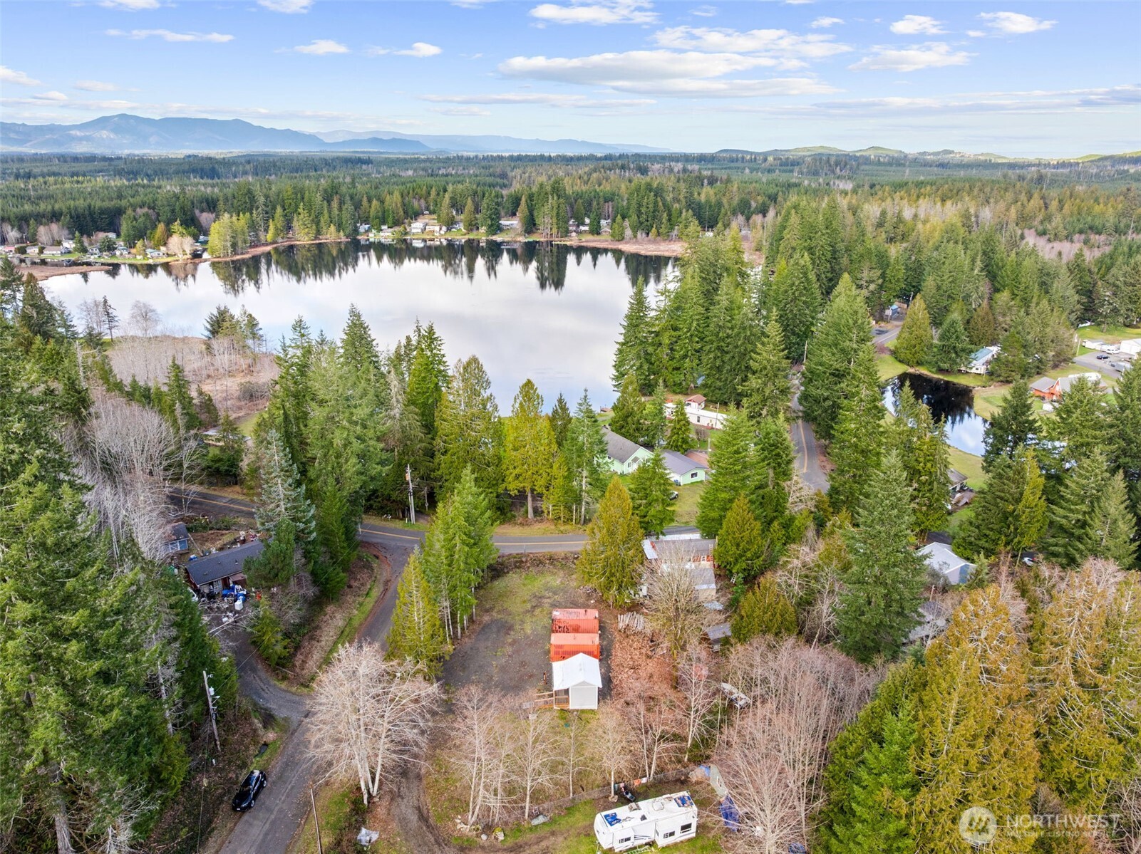 21 W Prairie Loop Road Elma WA 98541