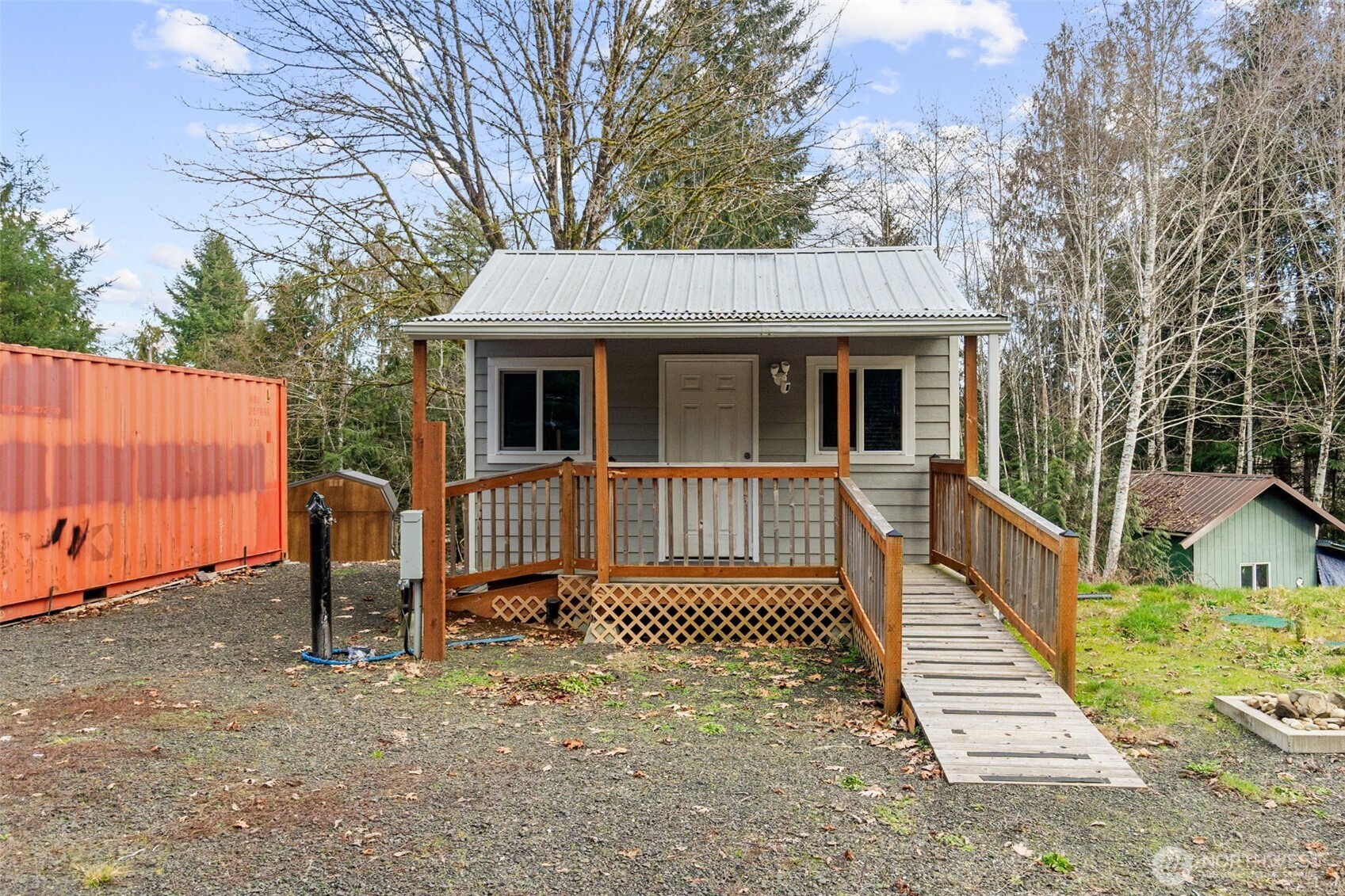 21 W Prairie Loop Road Elma WA 98541