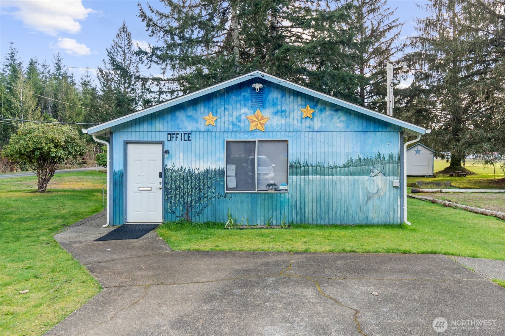 21 W Prairie Loop Road Elma WA 98541