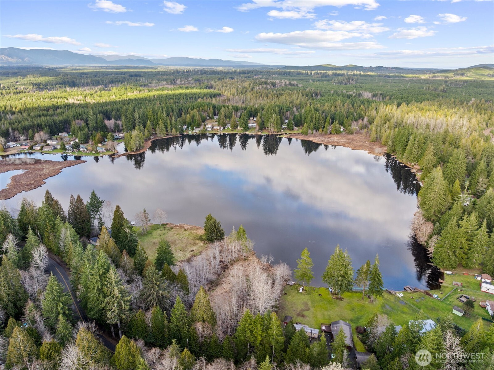 21 W Prairie Loop Road Elma WA 98541