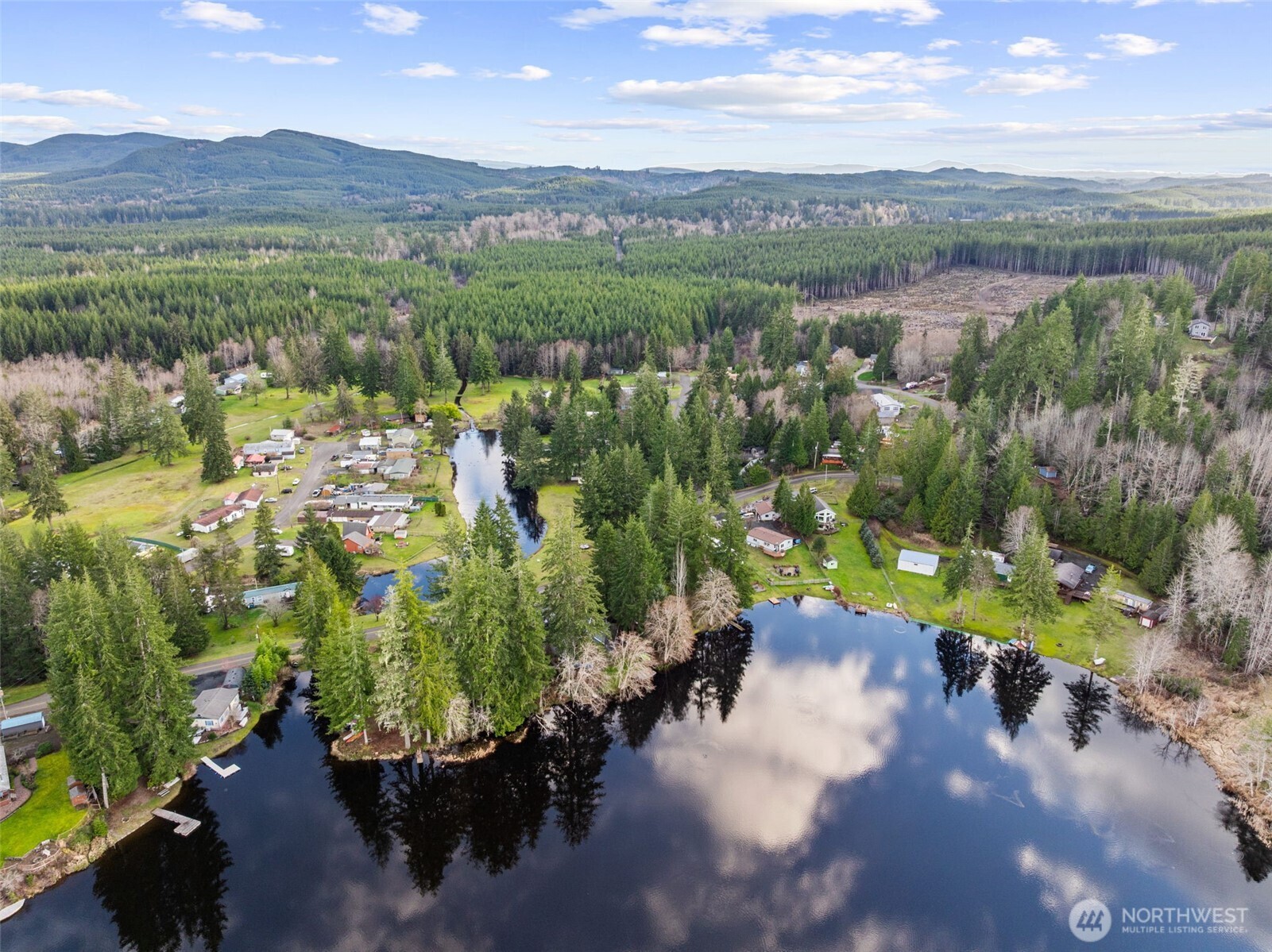 21 W Prairie Loop Road Elma WA 98541