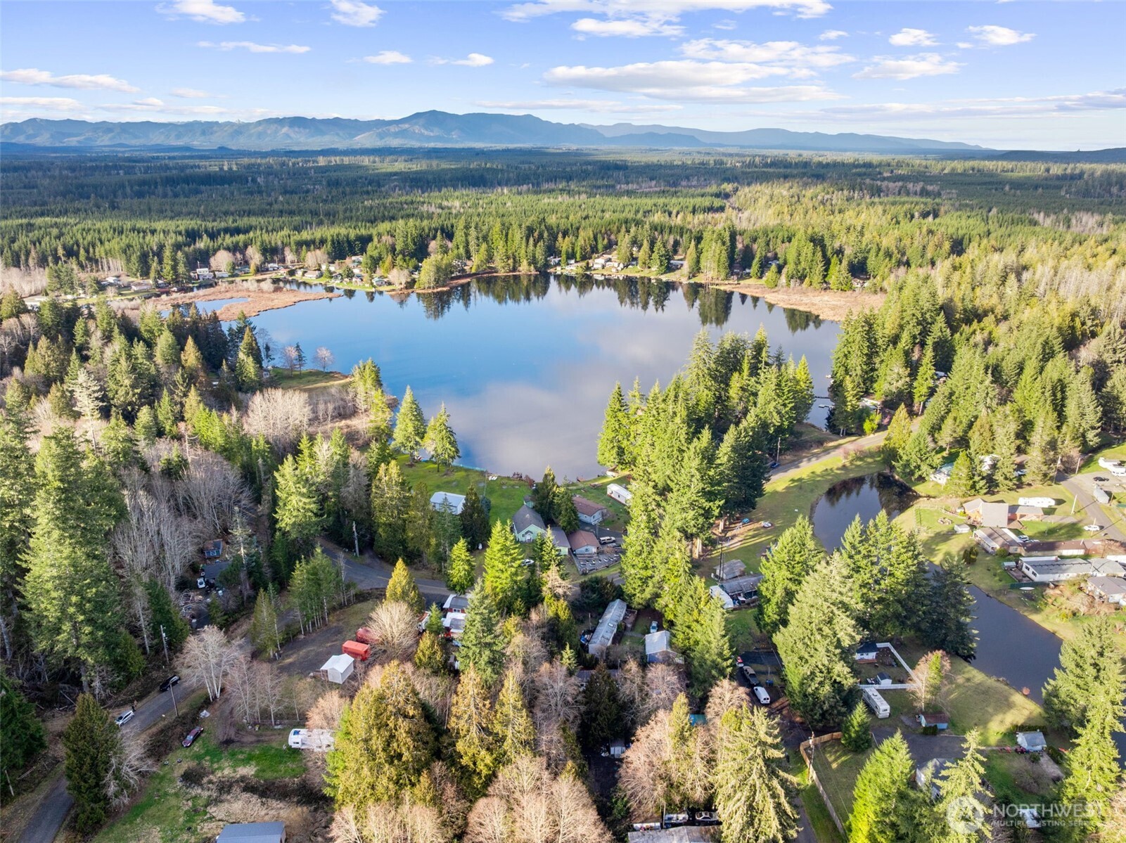 21 W Prairie Loop Road Elma WA 98541