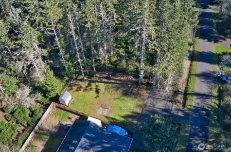 864 Hassalo Avenue SE Ocean Shores WA 98569