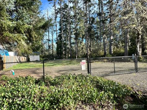 864 Hassalo Avenue SE Ocean Shores WA 98569