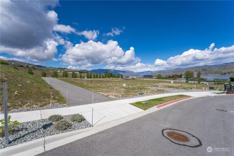 48 Loretta Lane Chelan WA 98816