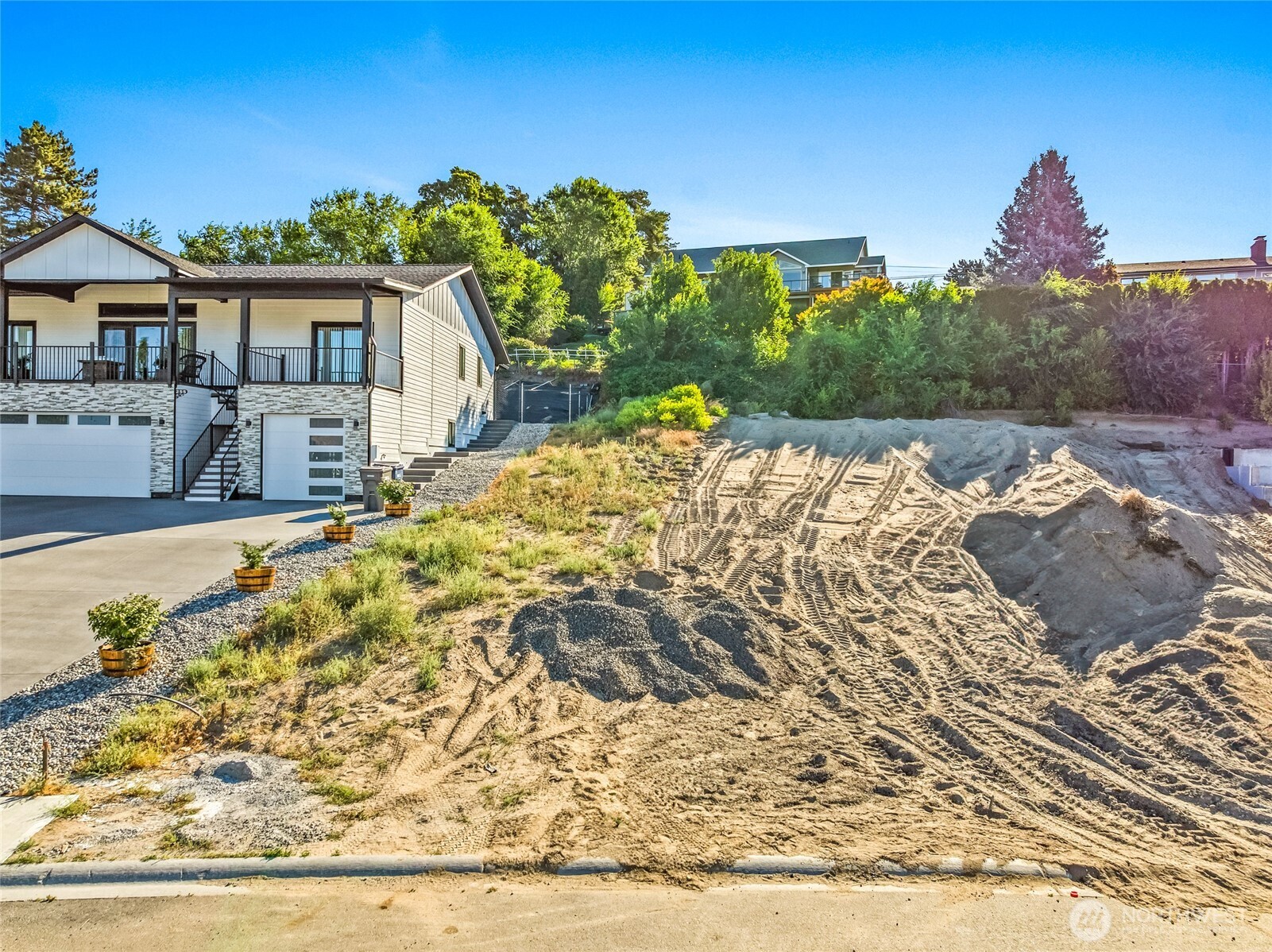 249 NW Chinook Way East Wenatchee WA 98802