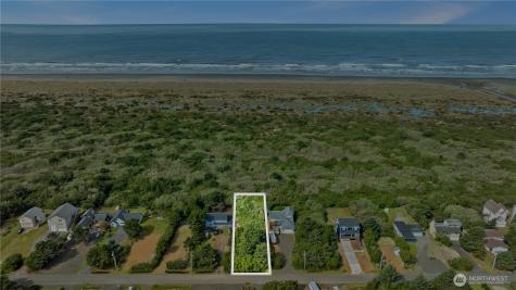 323 Sand Dune Avenue NW Ocean Shores WA 98569