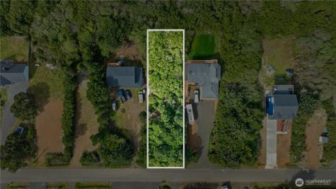 323 Sand Dune Avenue NW Ocean Shores WA 98569