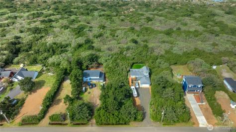 323 Sand Dune Avenue NW Ocean Shores WA 98569