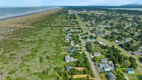 323 Sand Dune Avenue NW Ocean Shores WA 98569