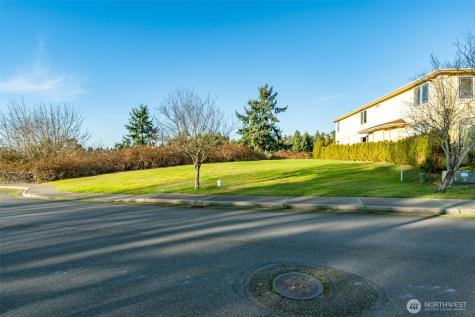 2809 44th Street Ct NE Tacoma WA 98422