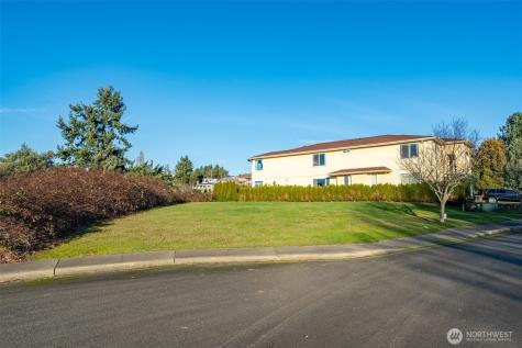 2809 44th Street Ct NE Tacoma WA 98422