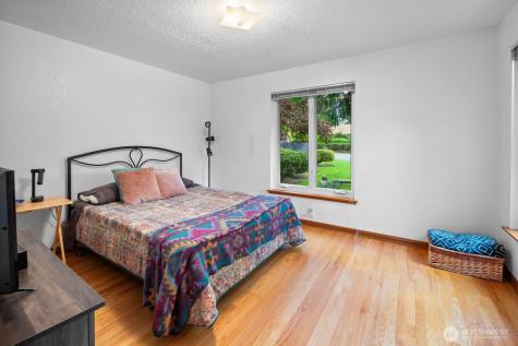 10445 Marine View Drive SW Seattle WA 98146