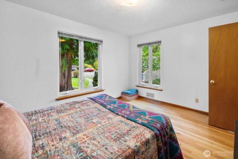 10445 Marine View Drive SW Seattle WA 98146