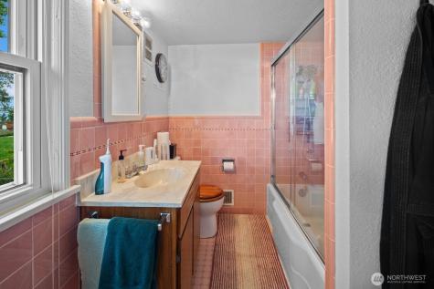 10445 Marine View Drive SW Seattle WA 98146