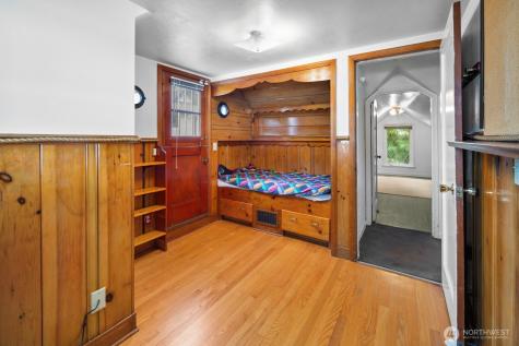 10445 Marine View Drive SW Seattle WA 98146