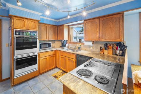 10445 Marine View Drive SW Seattle WA 98146