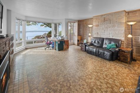 10445 Marine View Drive SW Seattle WA 98146