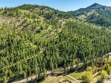 8325 Taber Road Cashmere WA 98815