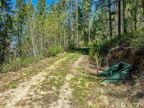 8325 Taber Road Cashmere WA 98815