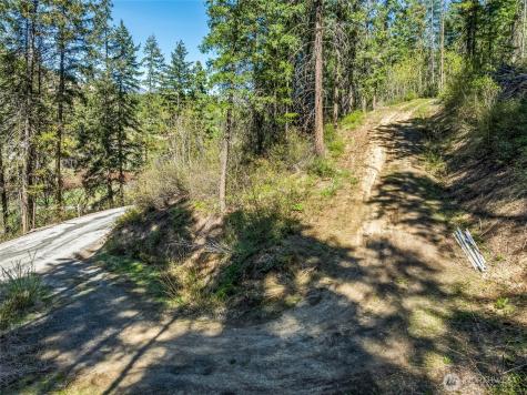 8325 Taber Road Cashmere WA 98815