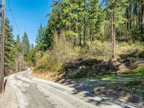 8325 Taber Road Cashmere WA 98815