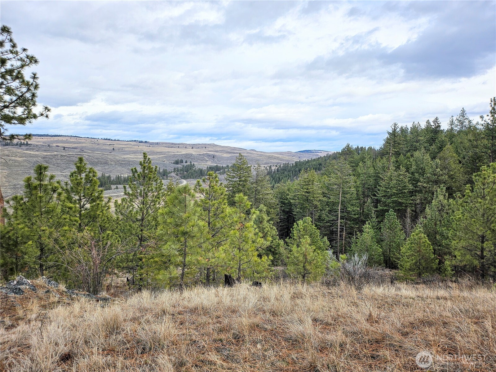 315 W Corral Drive Oroville WA 98844