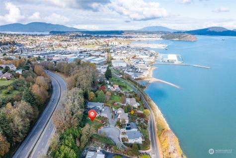 207 Mansfield Court Anacortes WA 98221