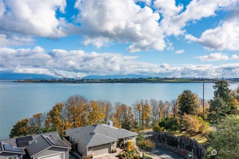 207 Mansfield Court Anacortes WA 98221