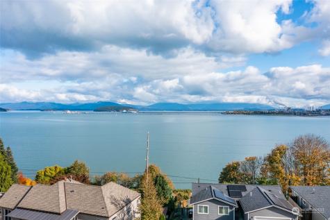 207 Mansfield Court Anacortes WA 98221