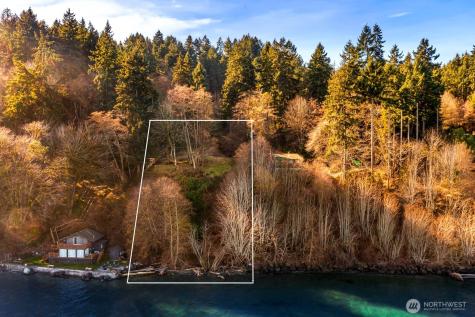 290 125th Place SW Vashon WA 98070