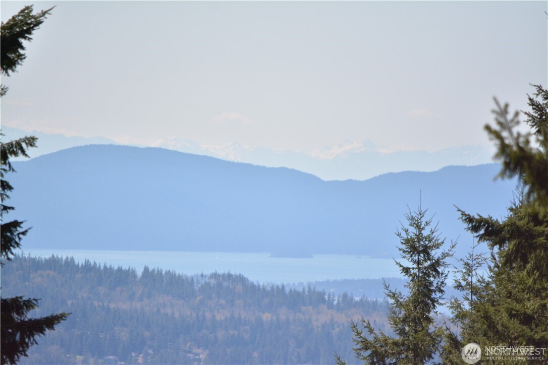 8 Academy Highlands Bellingham WA 98226