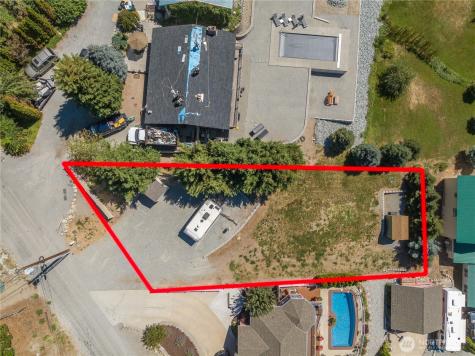 327 Lakeshore Drive Manson WA 98831