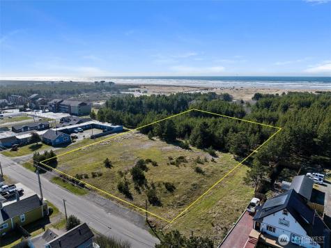 301 Ocean Beach Boulevard N Long Beach WA 98631