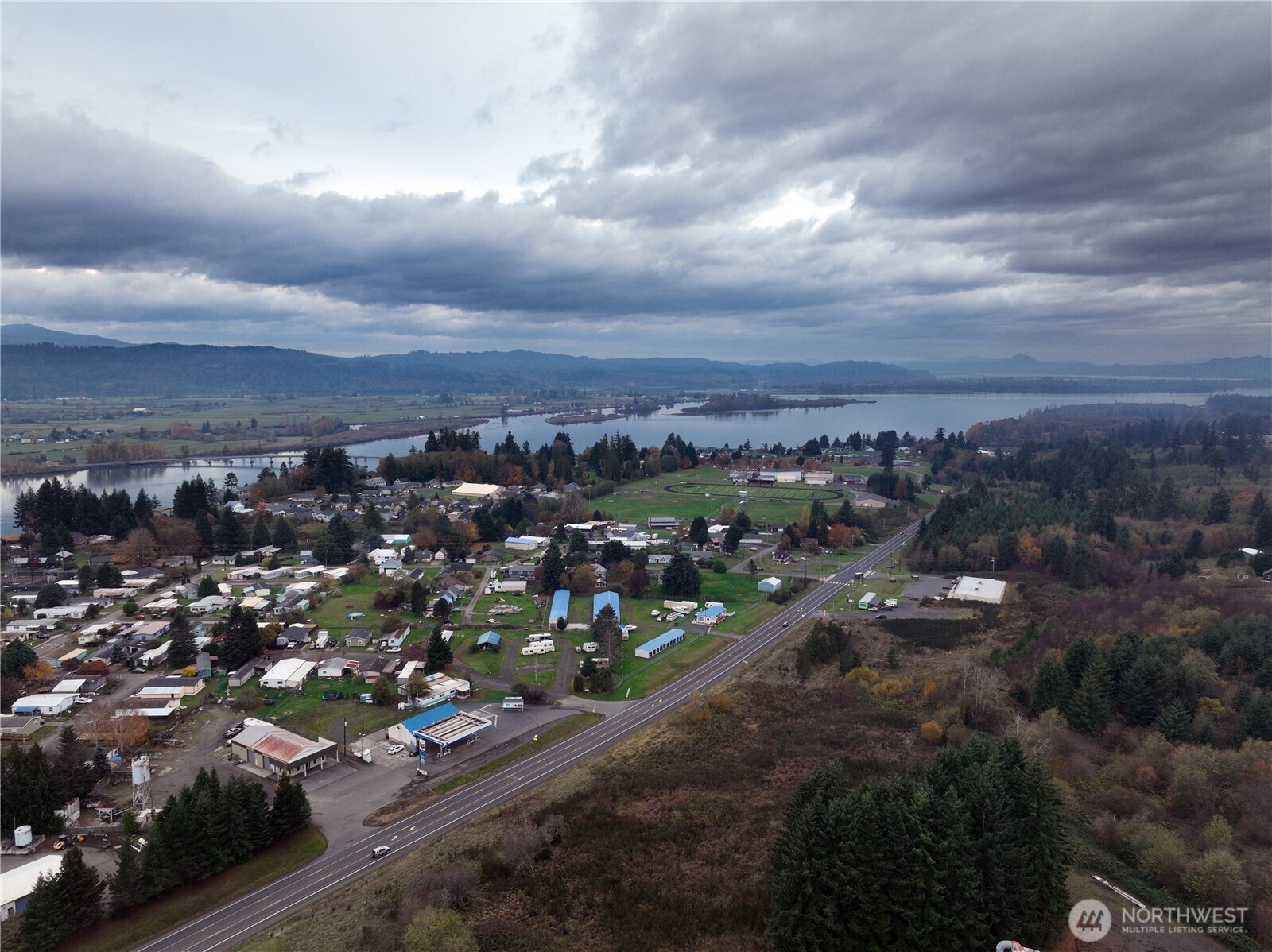 2 Linquist Lane Cathlamet WA 98612