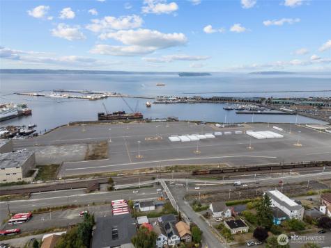 2501 W Marine View Drive Everett WA 98201