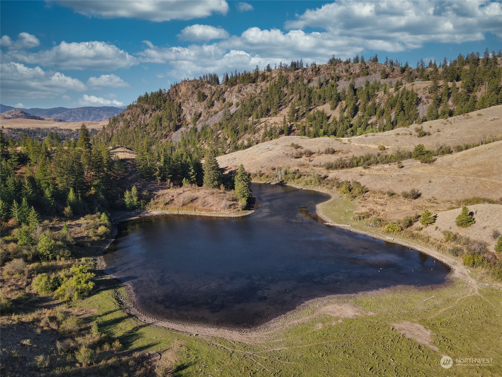 84 Wannacut Lake Road Oroville WA 98844