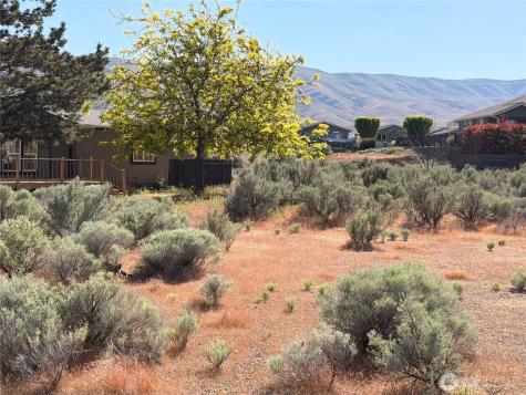 610 Orchard Drive SW Mattawa WA 99349