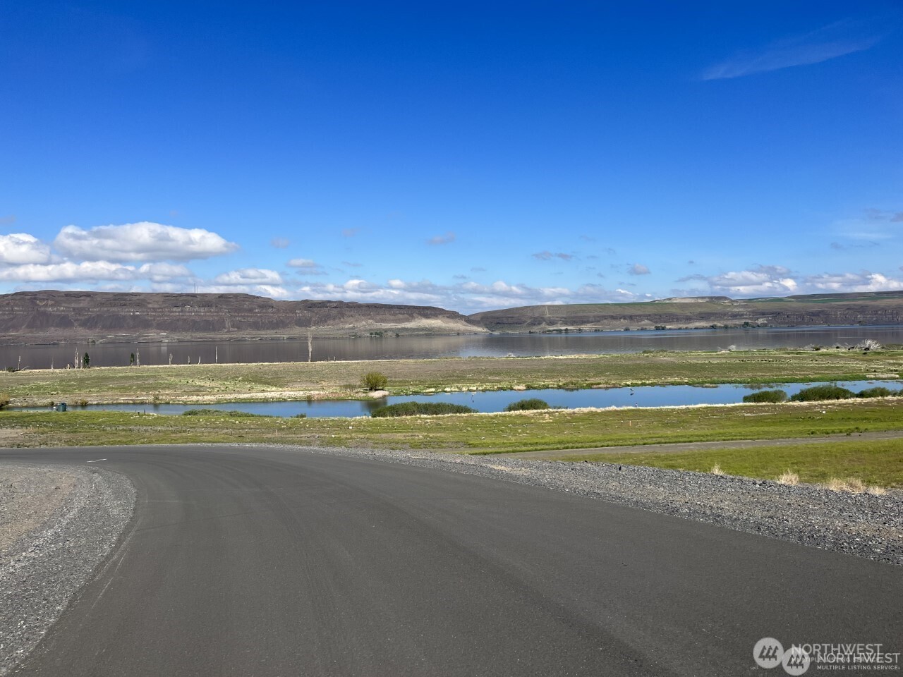 240 Basin Pointe Loop Vantage WA 98950