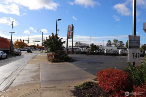 23809 West Valley Highway S Kent WA 98032