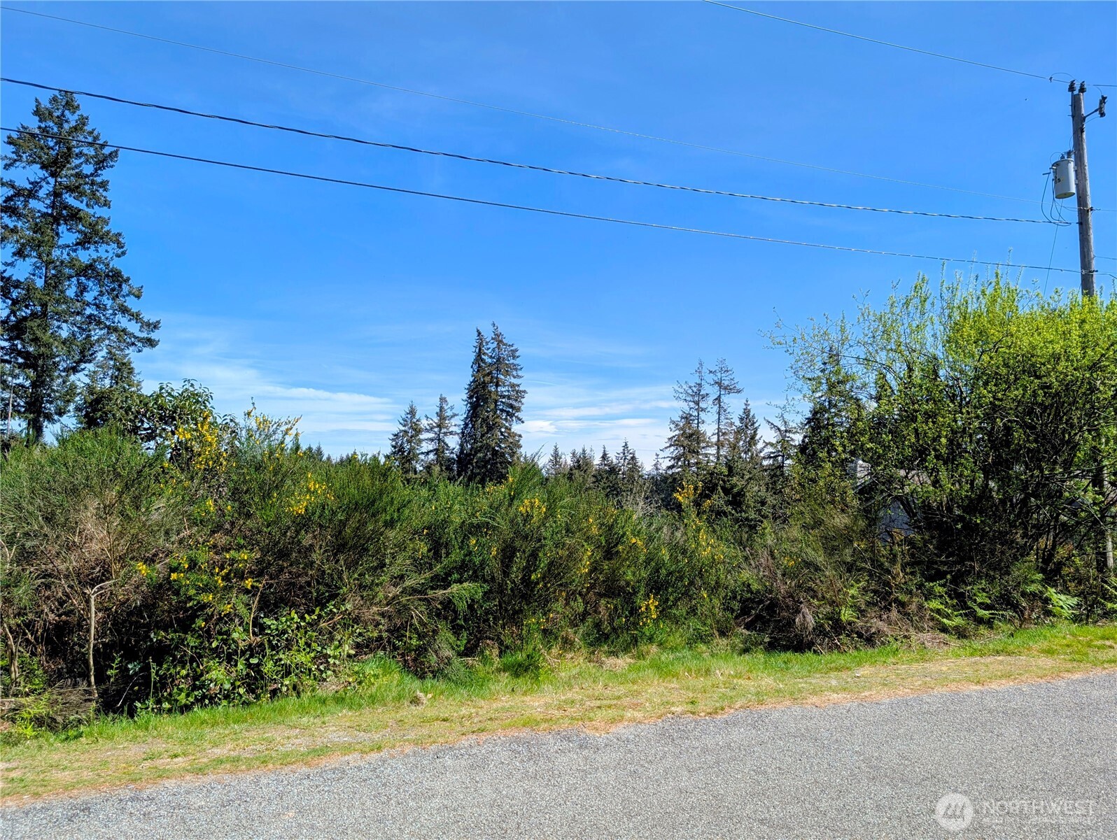 2501 195th Avenue SW Lakebay WA 98349