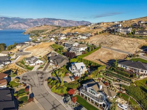 109 Apple Avenue Chelan WA 98816