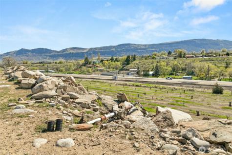 2988 Malaga Alcoa Highway Malaga WA 98828