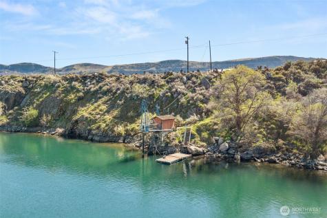 2988 Malaga Alcoa Highway Malaga WA 98828
