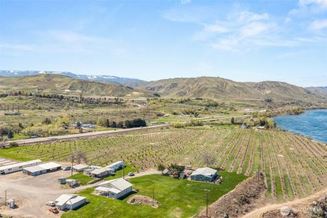 2988 Malaga Alcoa Highway Malaga WA 98828