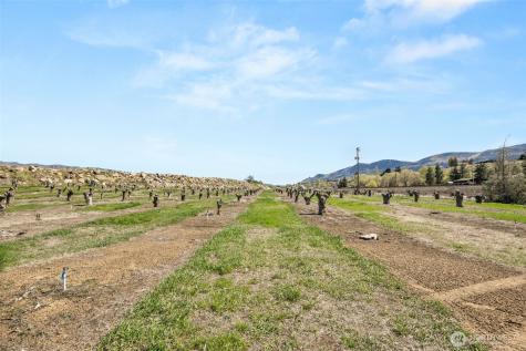 2988 Malaga Alcoa Highway Malaga WA 98828