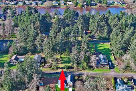 743 Duck Lake Drive NE Ocean Shores WA 98569